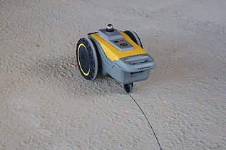 Testování robota na stavbě