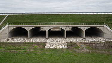 Pohled na most / ekodukt