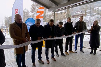 Stříhání pásky