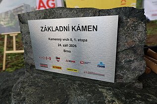 Deska na základní kámen